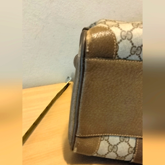 GucciVintage LEATHER HANDBAG - Picture 16 of 16